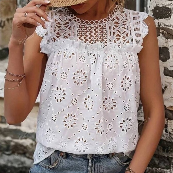 09 Boho White Floral Eyelet Lace Sleeveless Blouse - Picture 5 of 5